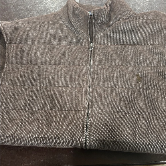 Polo by Ralph Lauren Men's Dark Brown Quilted Vest - Picture 10 of 10